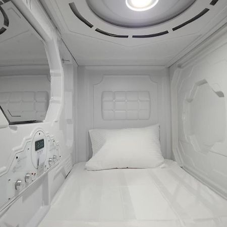 Hostel Aria Capsule Chisinau Ngoại thất bức ảnh