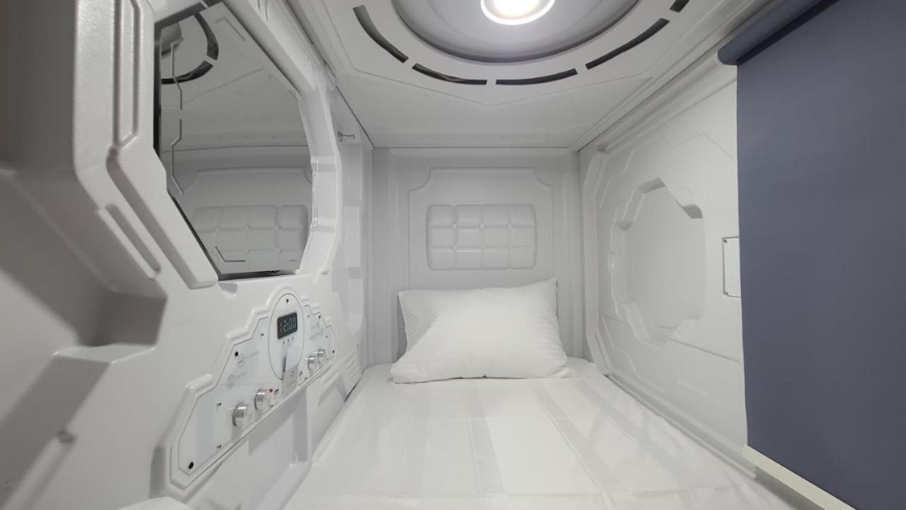 Hostel Aria Capsule Chisinau Ngoại thất bức ảnh